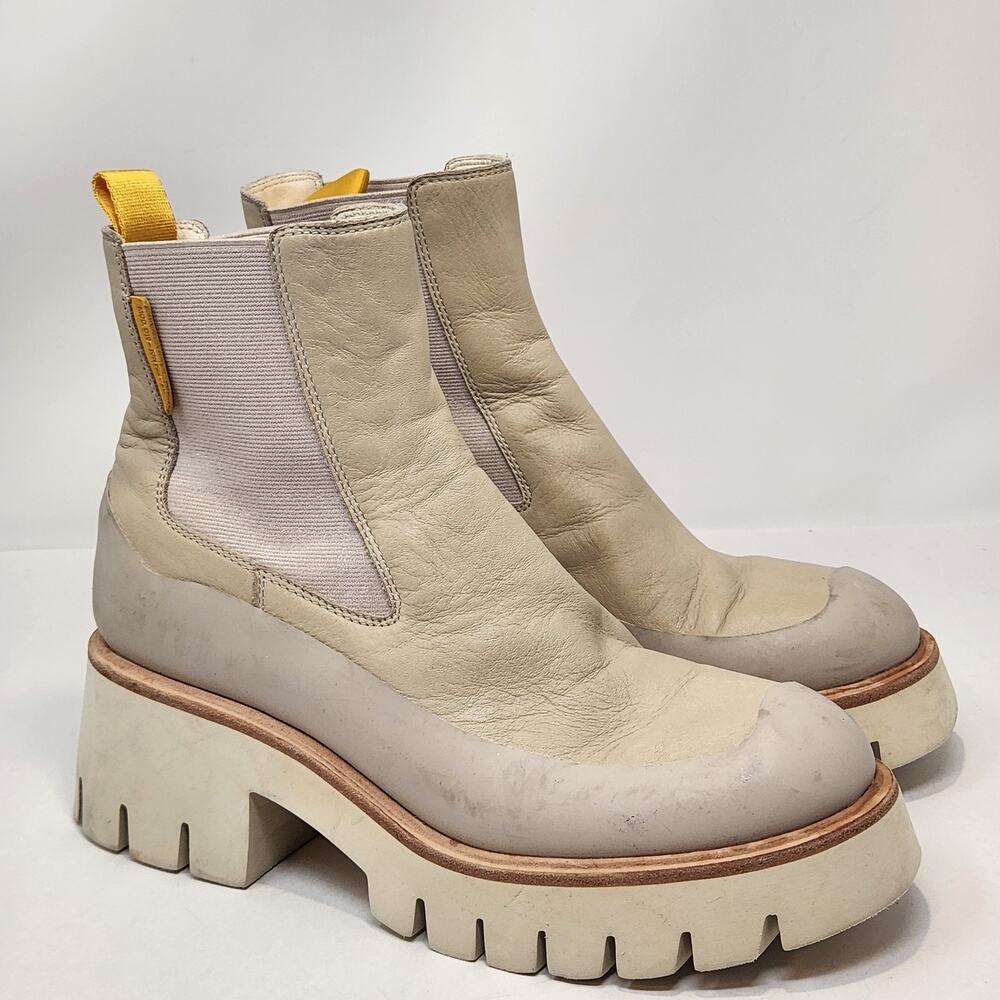 Oncept Indio Cream Leather Chelsea Platform Boots Women Size 9 Pull On Chunky